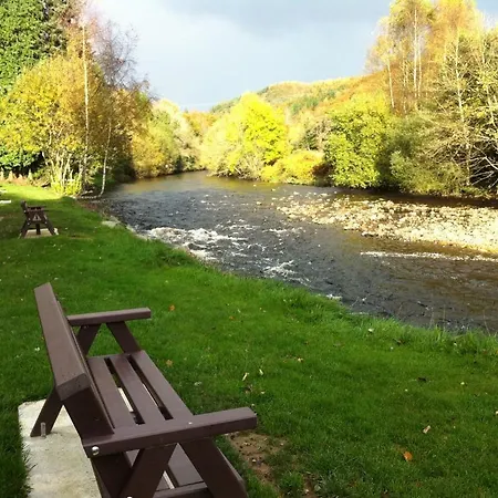Ashton House Gasthof 4*