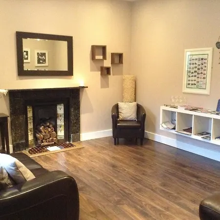 Ashton House Vendégház