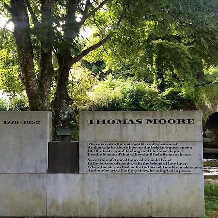 Ashton House Avoca