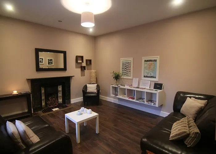 Pensión Ashton House